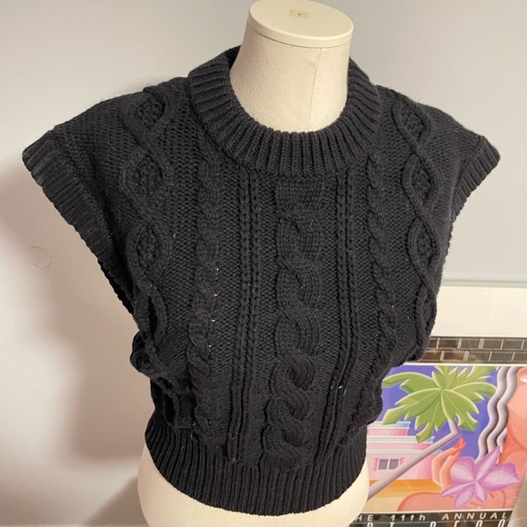 & other stories Wool cable knit vest - Picture 4 of 6